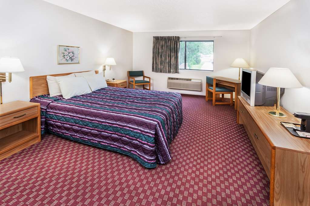 Super 8 By Wyndham Hebron Lowell Area Bilik gambar