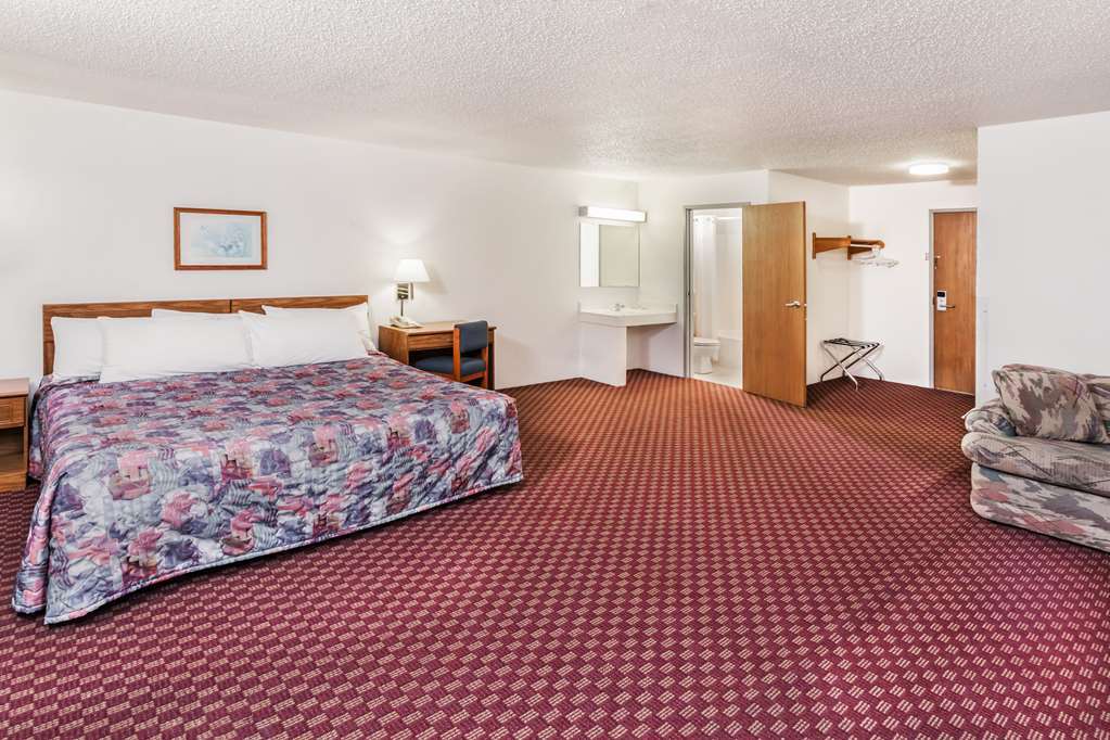 Super 8 By Wyndham Hebron Lowell Area Bilik gambar